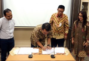 Penandatanganan MOU antara FTI – ITB dengan Bank Mandiri (Persero) Tbk., tentang Jasa Penerimaan Pembayaran melalui Mandiri Internet Acquiring